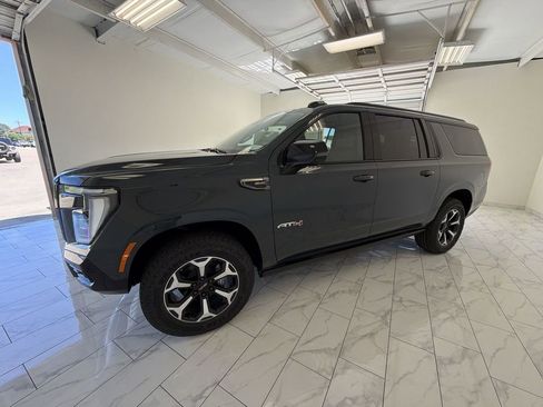 New 2026 GMC Yukon XL AT4 w/ AT4 Premium Package AWD/4WD image 1