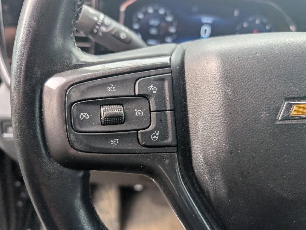 Used 2025 Chevrolet Silverado 3500 High Country w/ High Country Premium Package AWD/4WD image 19