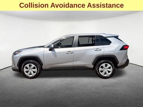 Certified 2025 Toyota RAV4 LE AWD/4WD image 9