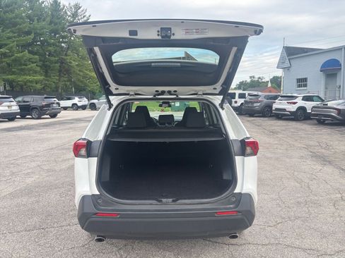 Used 2025 Toyota RAV4 XLE w/ Convenience Package AWD/4WD image 33