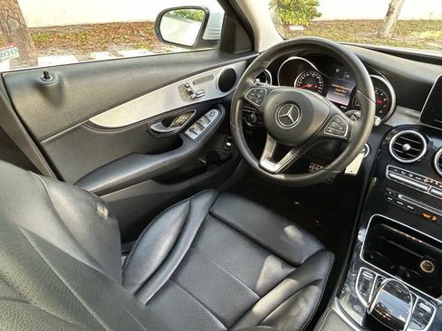 Used 2016 Mercedes-Benz C 300 4MATIC Sedan image 9