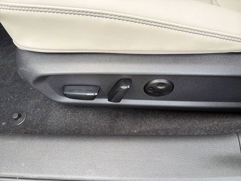 New 2026 Nissan Sentra SL w/ Floor Mat Package FWD image 20