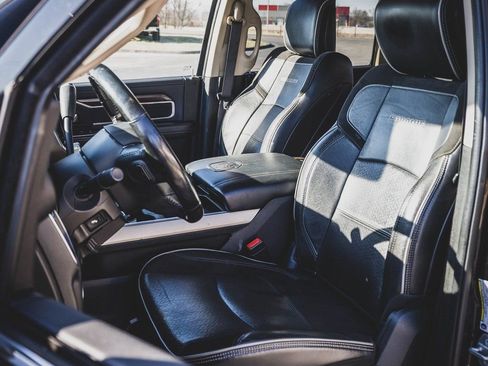 Used 2022 RAM 3500 Laramie image 30