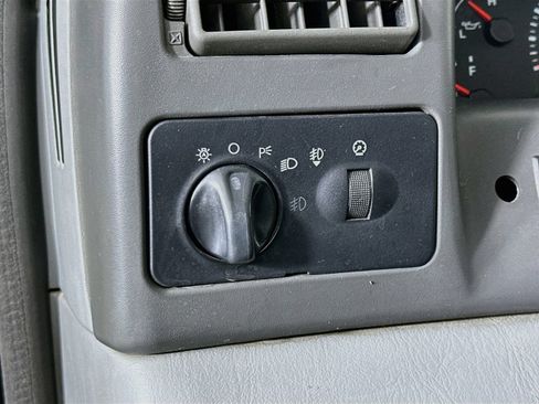 Used 2004 Ford F250 Lariat AWD/4WD image 11