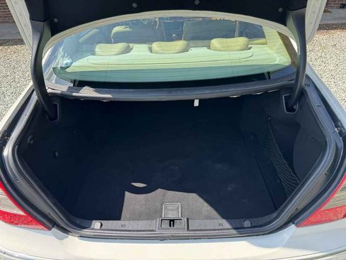 Used 2007 Mercedes-Benz E 350 Sedan image 11