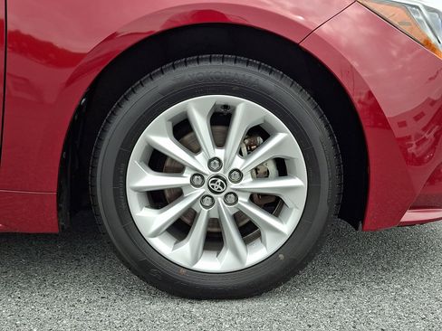 Certified 2022 Toyota Corolla LE w/ LE Convenience Package FWD image 9