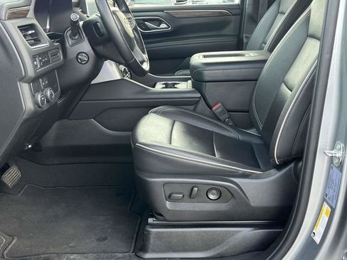 Used 2024 Chevrolet Tahoe Premier image 13