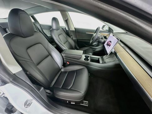 Used 2023 Tesla Model 3 Standard Range RWD image 29