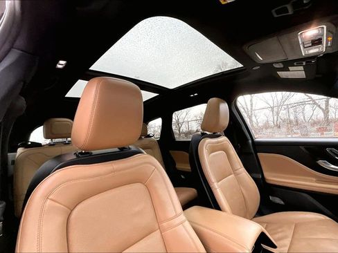 Used 2022 Lincoln Corsair Reserve w/ Elements Package image 21