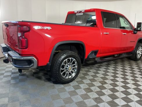 Used 2024 Chevrolet Silverado 2500 LTZ w/ LTZ Convenience Package AWD/4WD image 6