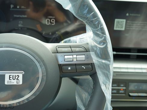 New 2025 Hyundai Kona SEL image 18