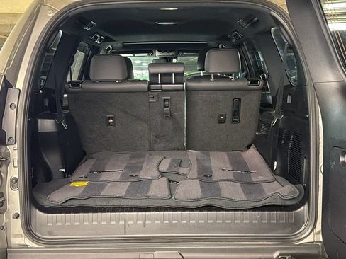 Used 2021 Lexus GX 460 Premium w/ Premium Package AWD/4WD image 13