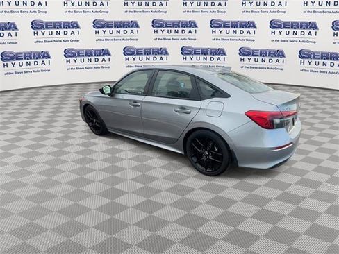 Used 2024 Honda Civic Sport image 6