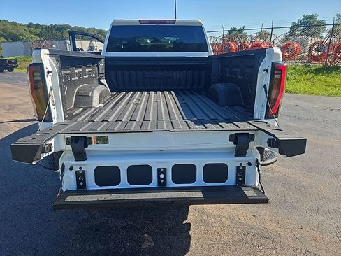 New 2026 GMC Sierra 3500 AT4 image 19