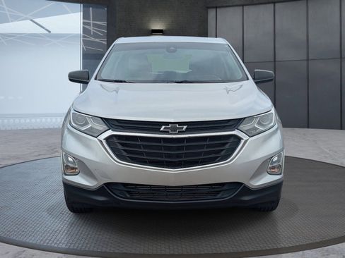 Used 2020 Chevrolet Equinox LS FWD image 9
