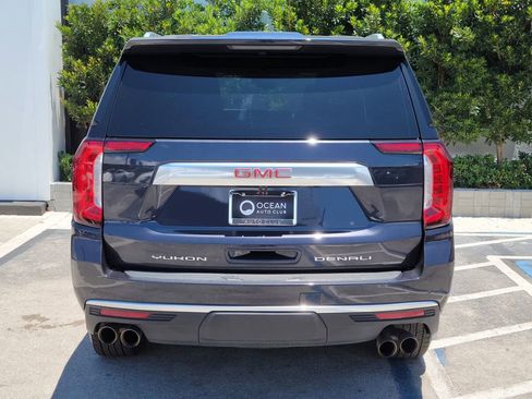 Used 2023 GMC Yukon Denali AWD/4WD image 5