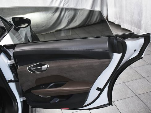 Used 2024 Audi RS e-tron GT w/ Ceramic Brake Package image 15