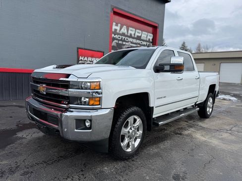 Used 2019 Chevrolet Silverado 2500 LTZ w/ Duramax Plus Package image 13