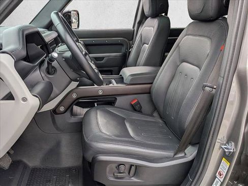 Used 2022 Land Rover Defender 110 X-Dynamic HSE image 19