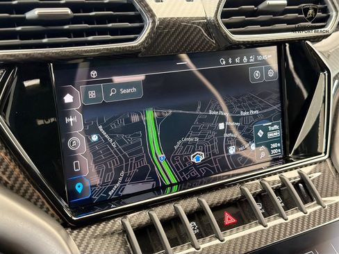 Used 2024 Lamborghini Urus Performante AWD/4WD image 14