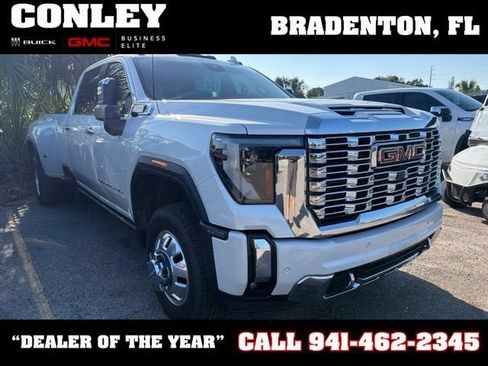 Used 2025 GMC Sierra 3500 Denali w/ Denali Reserve Package AWD/4WD image 1
