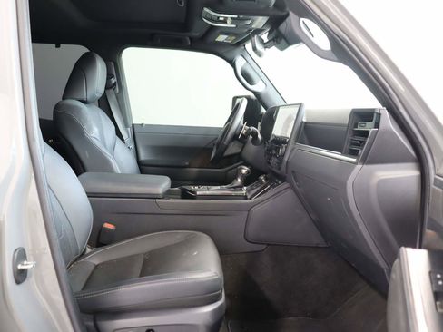 Used 2024 Lexus GX 550 w/ Accessory Package (Z1) AWD/4WD image 21