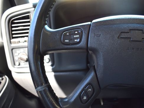 Used 2007 Chevrolet Silverado 2500 LT w/ Heavy-Duty Power Package AWD/4WD image 15