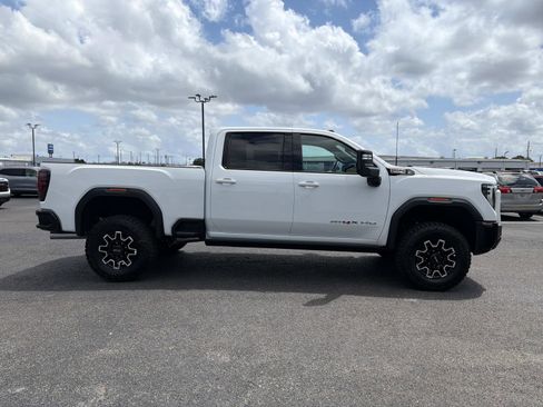 New 2026 GMC Sierra 2500 AT4X AWD/4WD image 2