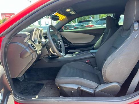 Used 2010 Chevrolet Camaro LS RWD image 6