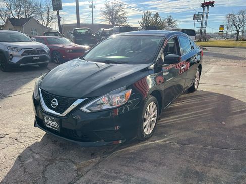 Used 2019 Nissan Sentra SV image 4