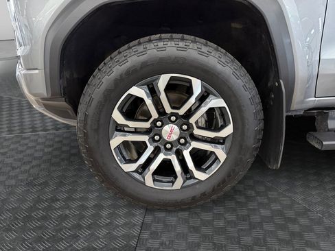 Used 2024 GMC Canyon AT4 AWD/4WD image 31