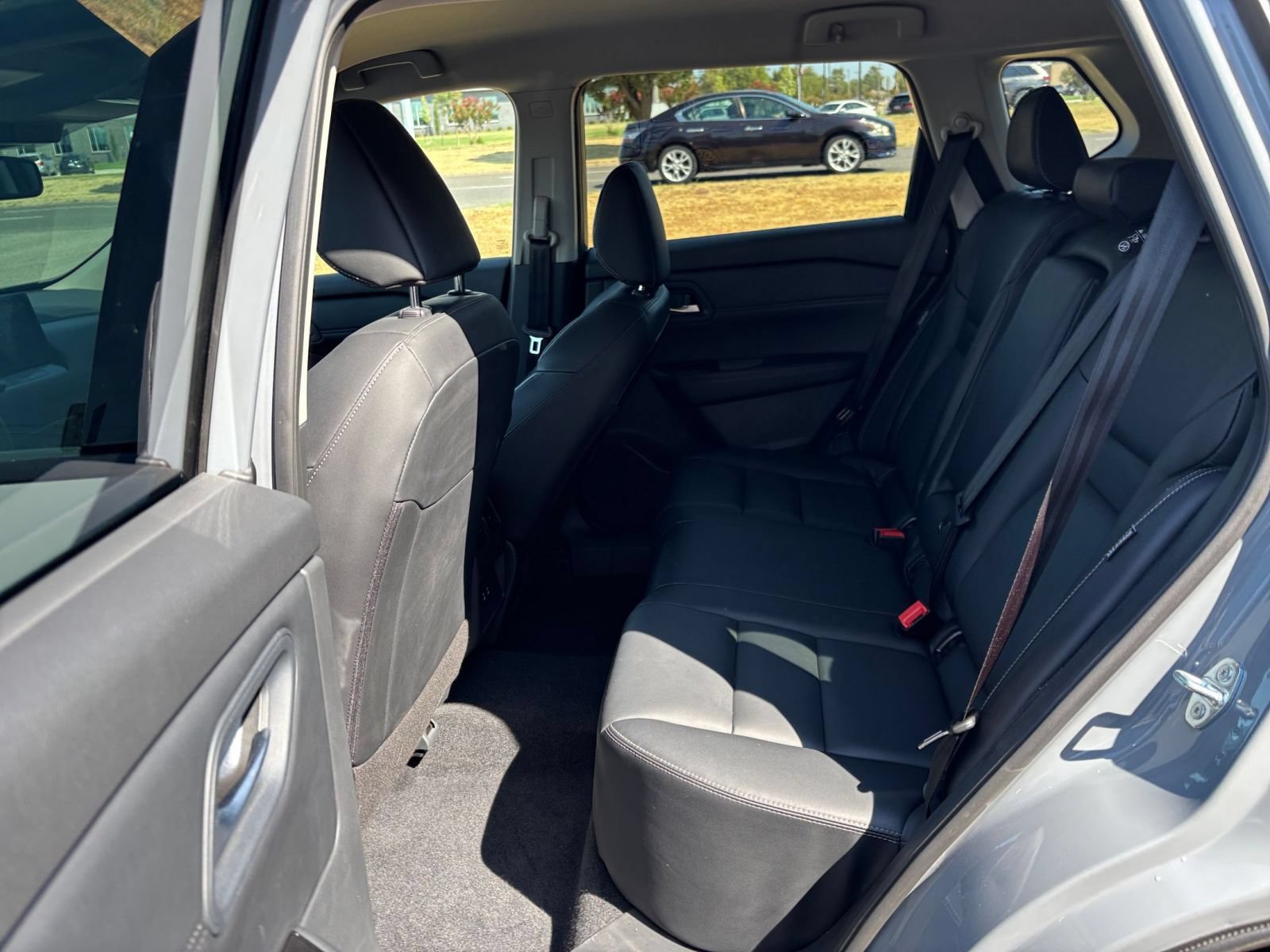 Used 2026 Nissan Rogue SL FWD image 28