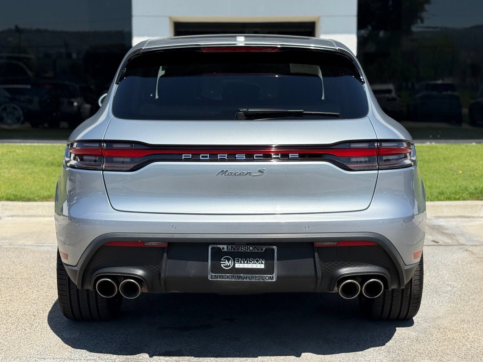Used 2023 Porsche Macan S AWD/4WD image 13