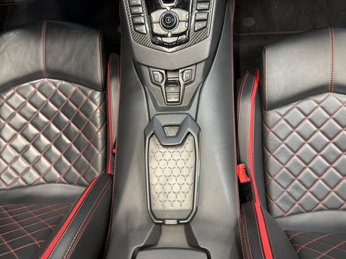 Used 2019 Lamborghini Aventador S AWD/4WD image 19