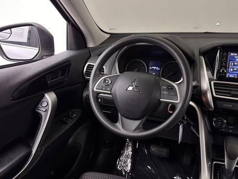 Used 2019 Mitsubishi Eclipse Cross ES image 24