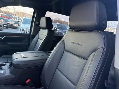 New 2026 GMC Sierra 2500 Denali w/ Denali Reserve Package image 16