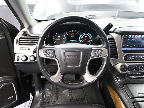 Used 2017 GMC Yukon Denali image 31