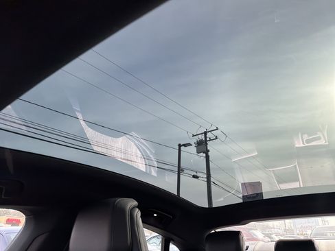 Certified 2023 Audi e-tron GT Premium Plus w/ Performance Package image 7