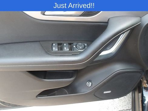Used 2024 Chevrolet Blazer LT w/ Sound & Technology Package AWD/4WD image 15