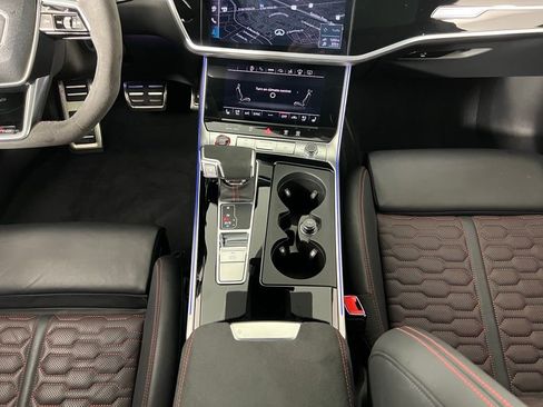 Used 2024 Audi RS 7 Performance image 17