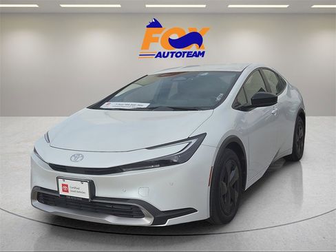 Certified 2023 Toyota Prius Prime Premium image 1