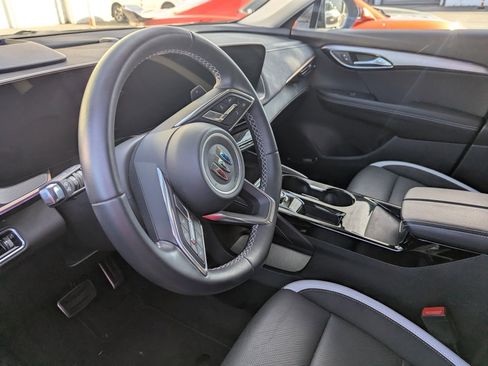 Used 2025 Buick Envision Sport Touring image 10