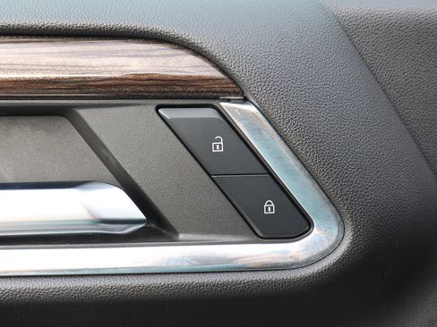 Used 2023 Chevrolet Silverado 1500 LT w/ Protection Package image 17