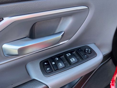 Used 2022 RAM 1500 Big Horn image 11