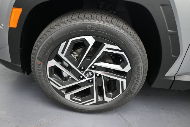New 2026 Hyundai Tucson Limited AWD/4WD image 23