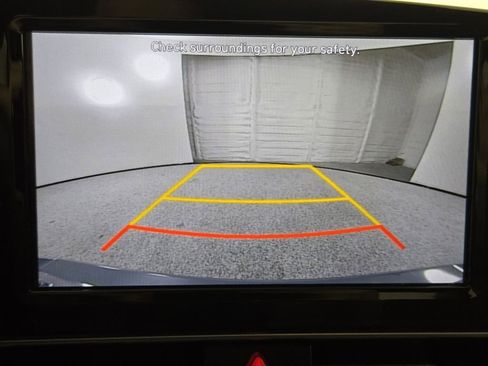 Used 2022 Hyundai Elantra SEL w/ Convenience Package FWD image 18