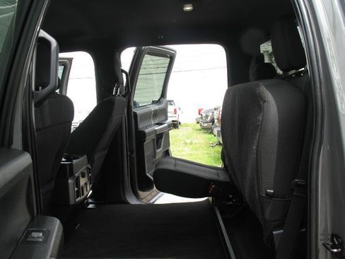 Used 2020 Ford F150 XLT w/ Equipment Group 302A Luxury AWD/4WD image 27
