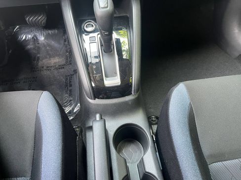 Used 2025 Nissan Versa SV FWD image 39