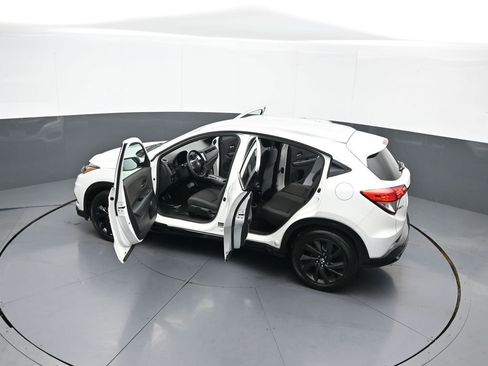 Certified 2022 Honda HR-V Sport image 43