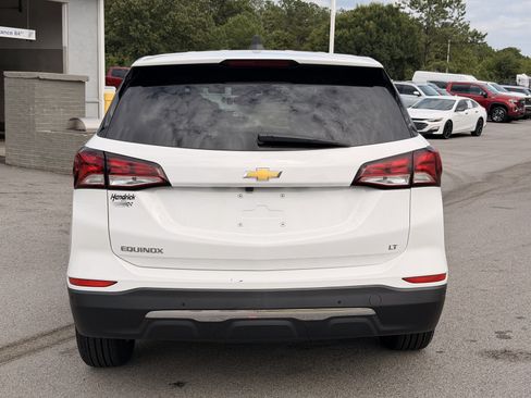 Used 2023 Chevrolet Equinox LT FWD image 11